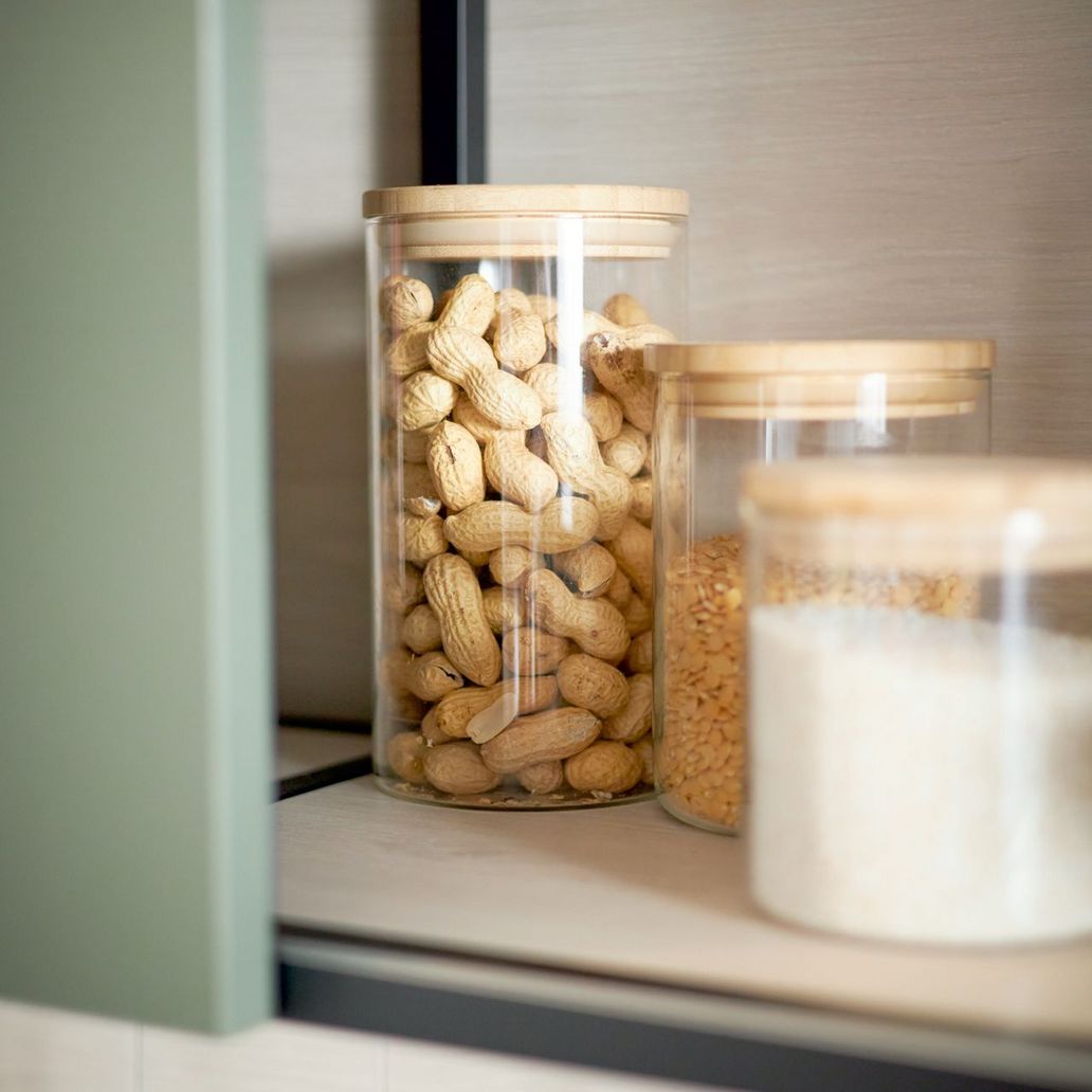 Cereal container