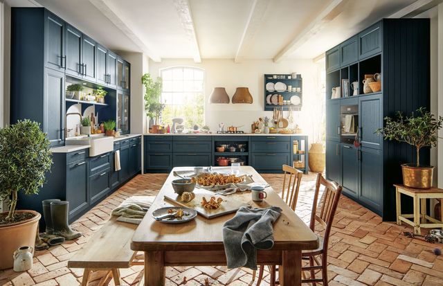 Mediterranean country style kitchen