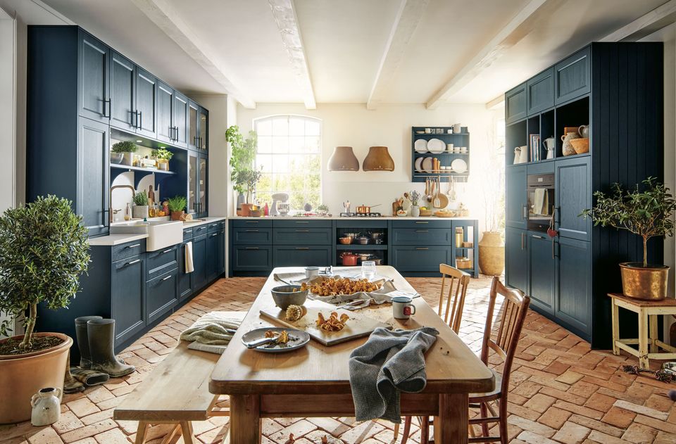 Mediterranean country style kitchen