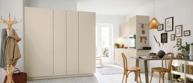 seashell white modern kitchen