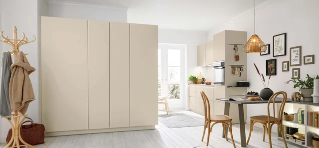 seashell white modern kitchen