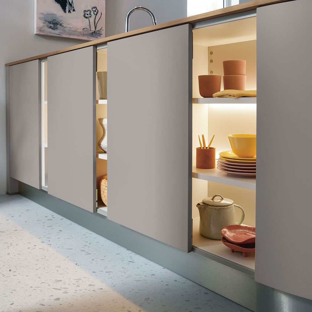 Unterschrank mit Schibe