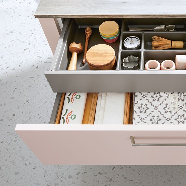 Pull-out drawers