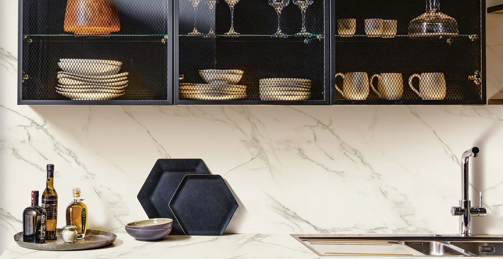 Oberschrank aus Glas