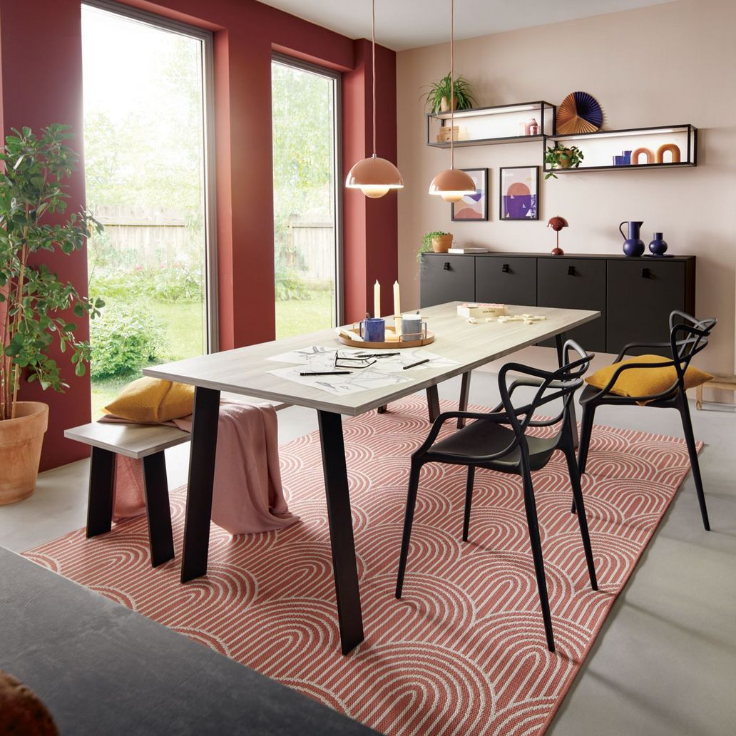 Cozy apartment with dining table
