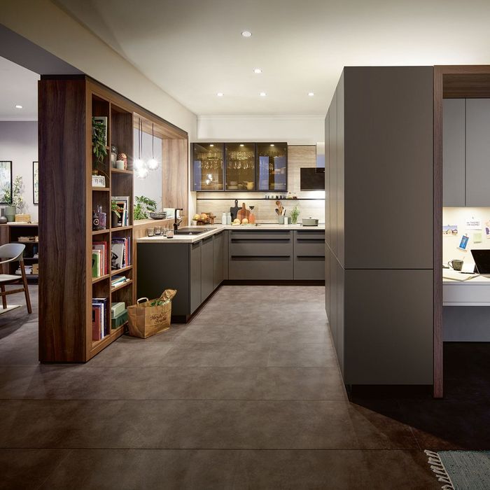 Urban warm wood look kitchen