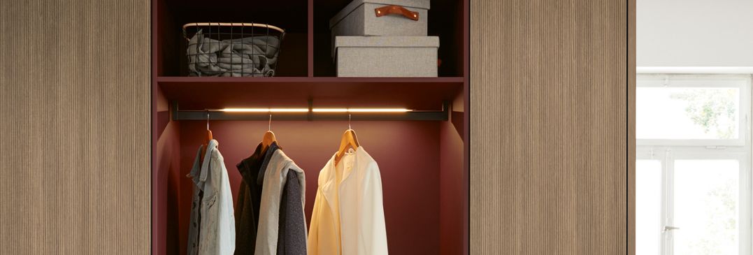 graue Garderobe
