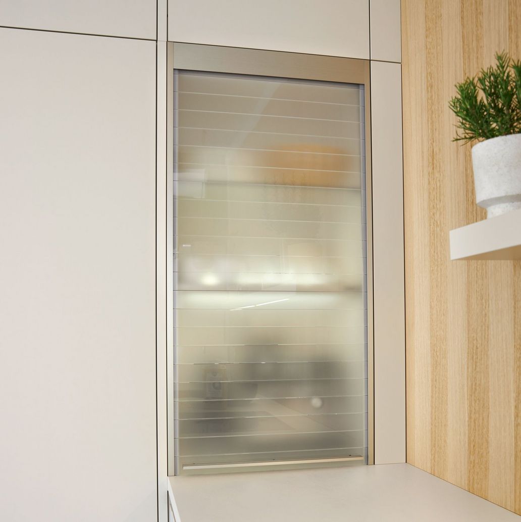 Jalousienschrank