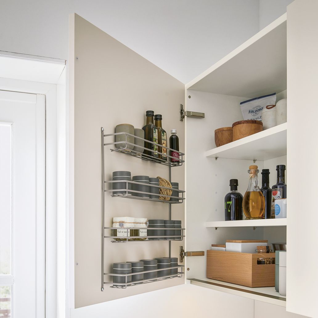 Oberschrank mit Gewürzeinsatz