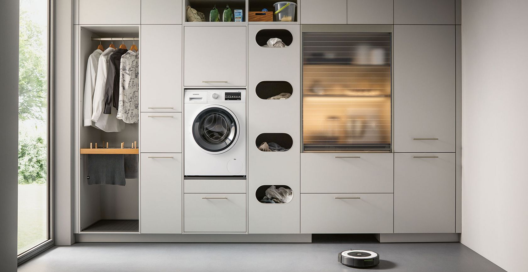 Utility room with vacuum cleaner